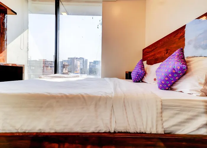 Hotel Prime Inn, Andheri West - Near Mumbai International Airport