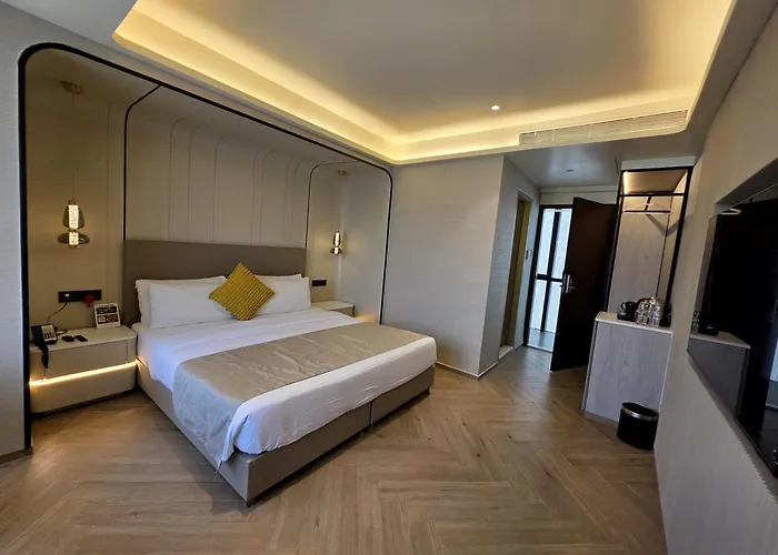 Dragonfly Hotel - The Art Hotel Mumbai